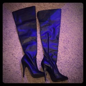 Thigh high Leather Boots size 11.